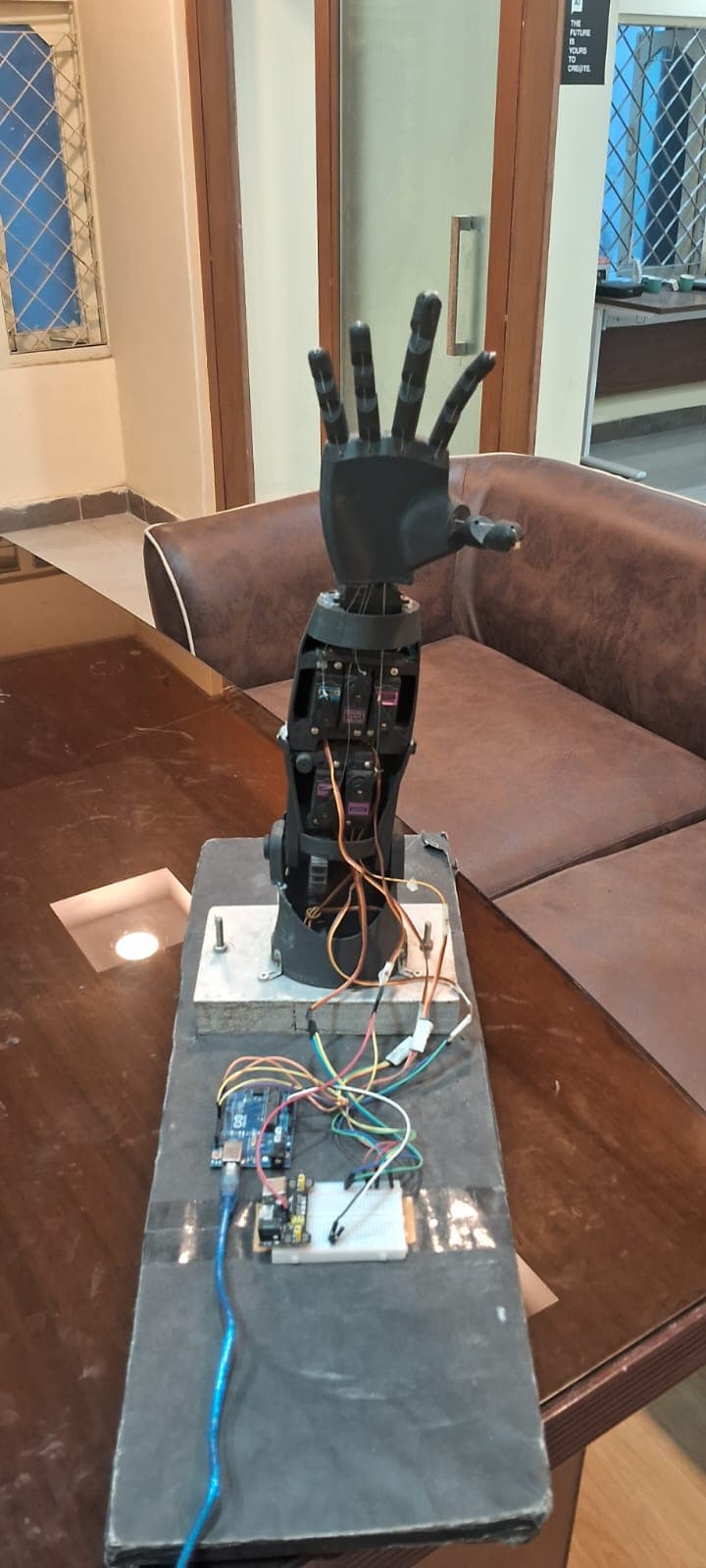 AI powered Robotic Arm - Image 2