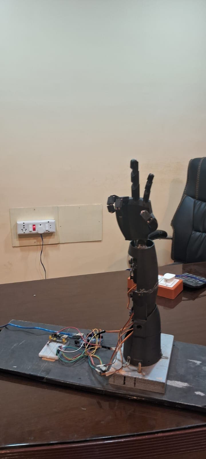 AI powered Robotic Arm - Image 3
